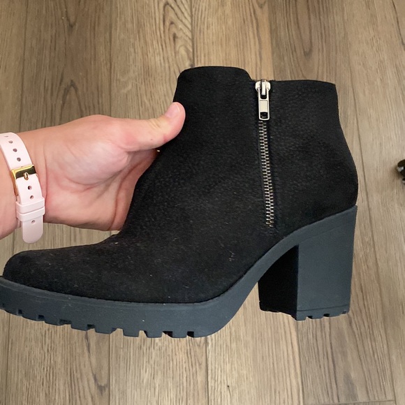 Excellent condition - Picture 2 of 7